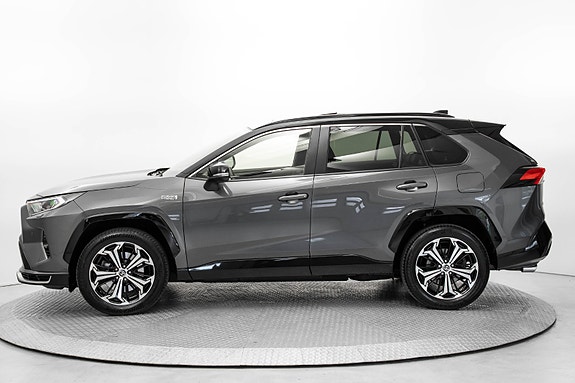 Toyota RAV4 6 of 30
