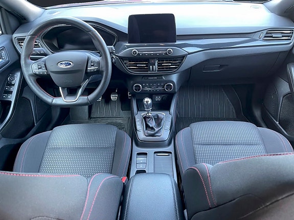 Ford Focus 14 of 30
