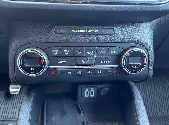 Ford Focus 18 of 30