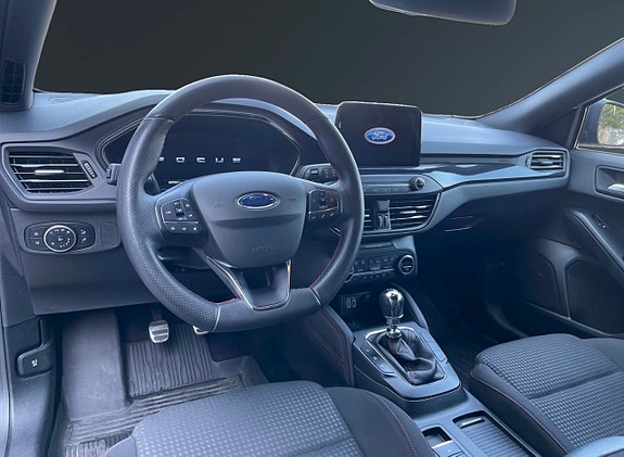 Ford Focus 10 of 30