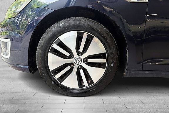Volkswagen e-Golf VII 8 of 20