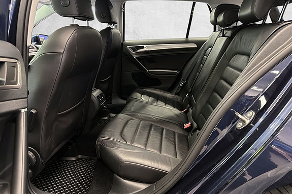 Volkswagen e-Golf VII 11 of 20
