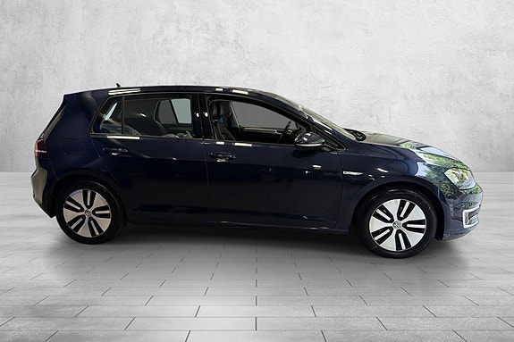 Volkswagen e-Golf VII 4 of 20