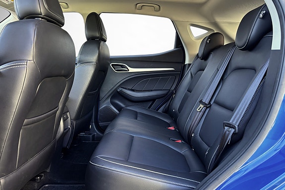 MG ZS EV 27 of 30