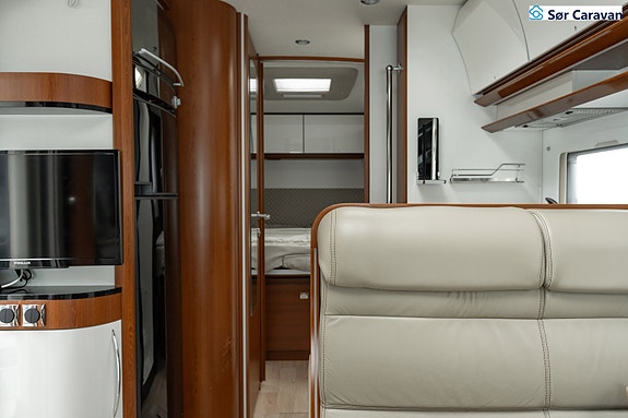 Rapido I 190 Distinction ALDE-5 Pers-Hydr støtteben 18 of 30