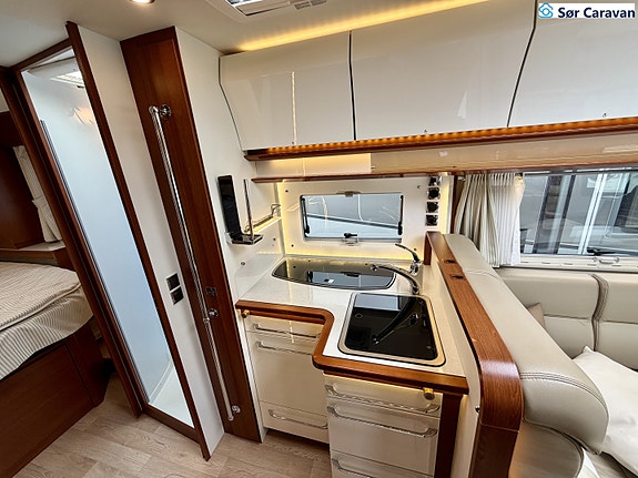 Rapido I 190 Distinction ALDE-5 Pers-Hydr støtteben 10 of 30