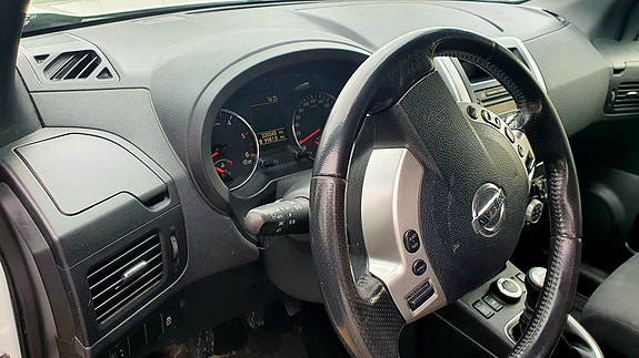 Nissan X-Trail 14 of 30