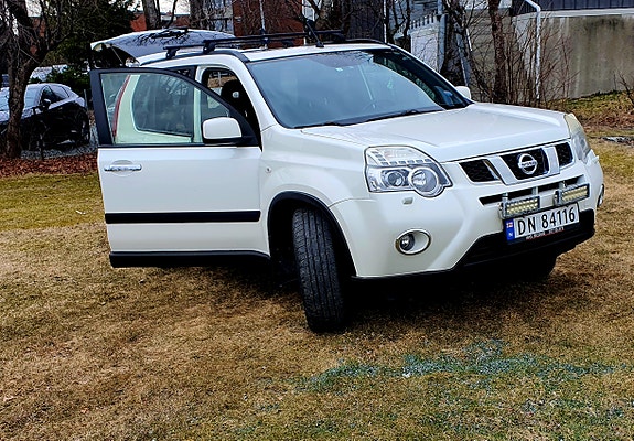 Nissan X-Trail 3 of 30
