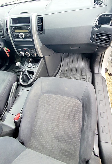 Nissan X-Trail 23 of 30