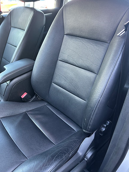 Mercedes-Benz B200 d 16 of 26
