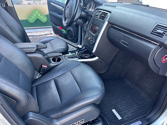 Mercedes-Benz B200 d 13 of 26