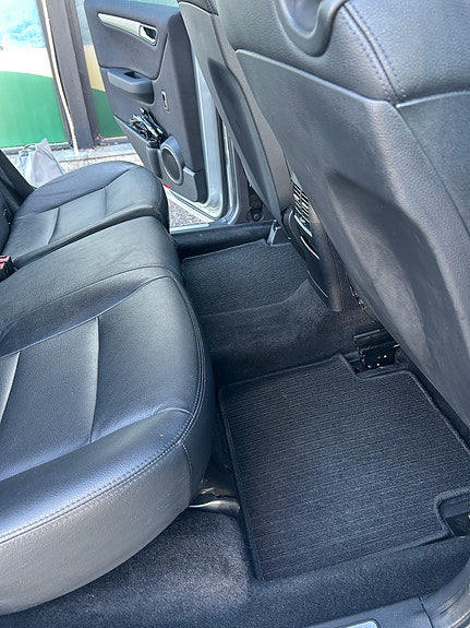 Mercedes-Benz B200 d 18 of 26