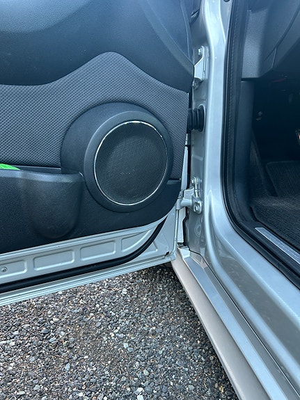 Mercedes-Benz B200 d 23 of 26