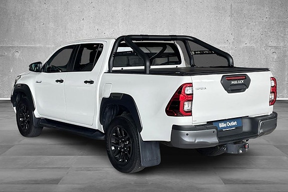 Toyota HiLux 5 of 23