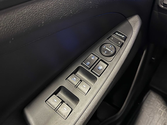 Hyundai Tucson 19 of 22