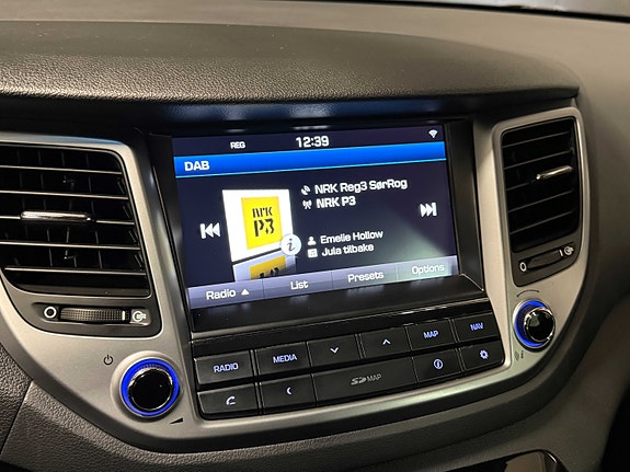 Hyundai Tucson 16 of 22
