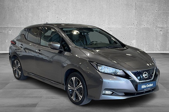 Nissan Leaf 7 of 23