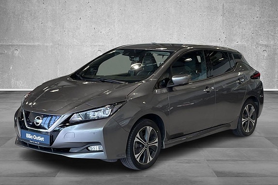 Nissan Leaf 2 of 23