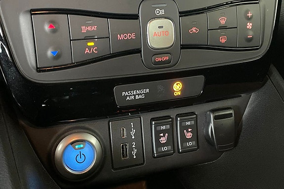 Nissan Leaf 17 of 23