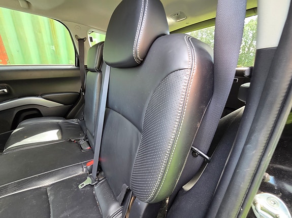 Mitsubishi Outlander 7 of 10