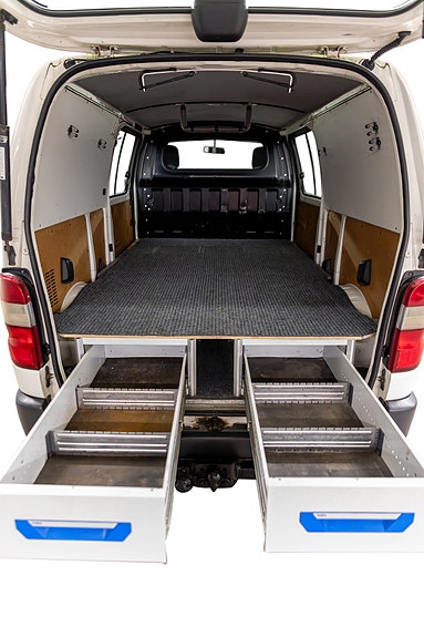 Toyota HiAce 14 of 25
