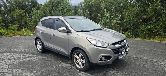 Hyundai ix35 2 of 30