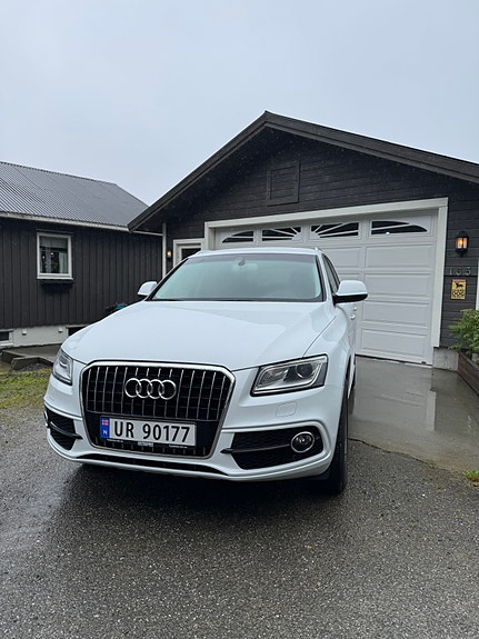 Audi Q5 3 of 12