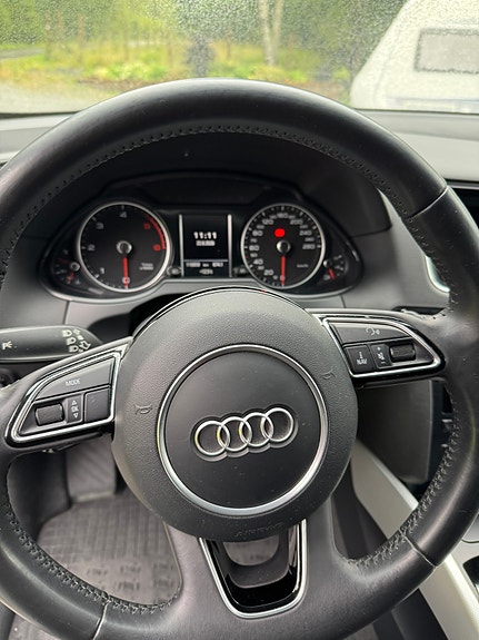 Audi Q5 6 of 12
