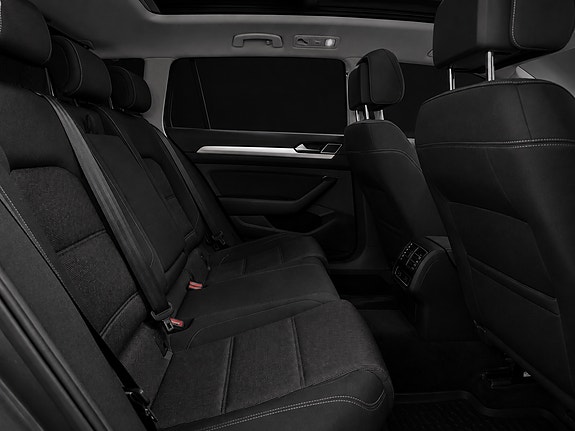 Volkswagen Passat 16 of 29