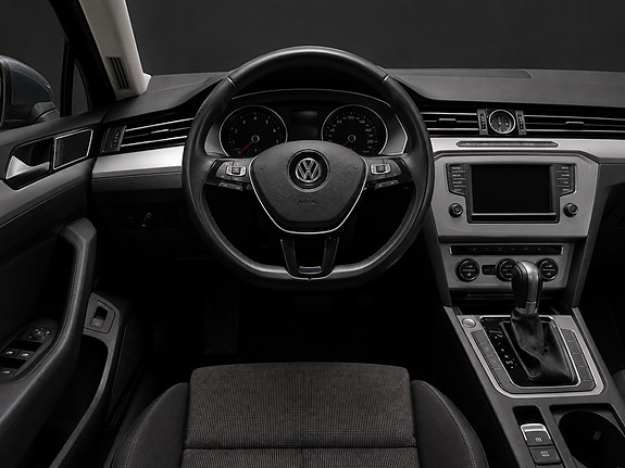 Volkswagen Passat 19 of 29