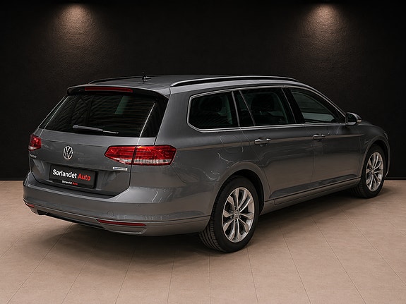 Volkswagen Passat 9 of 29