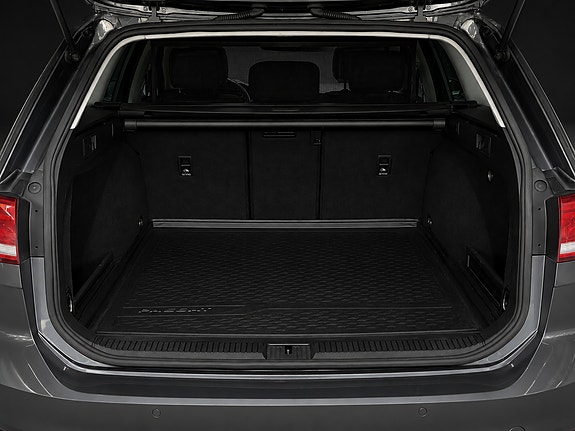 Volkswagen Passat 11 of 29