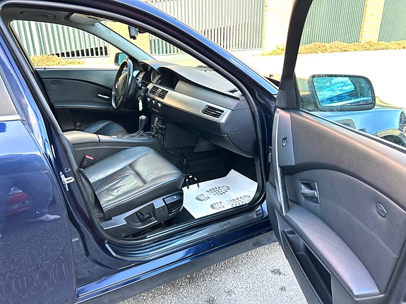 BMW 525d 24 of 30