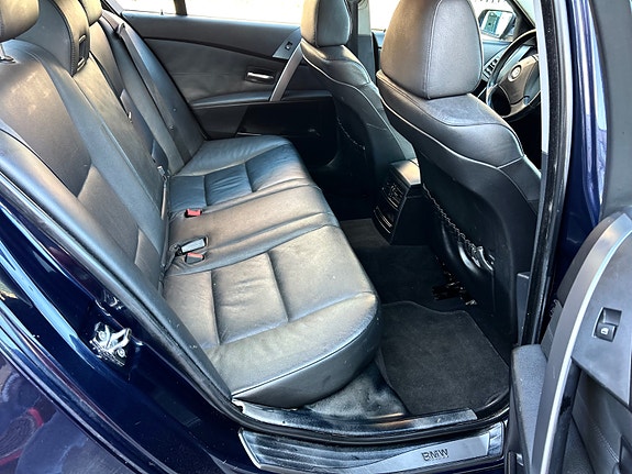 BMW 525d 25 of 30