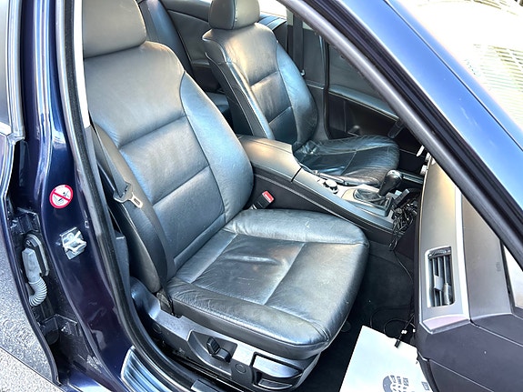 BMW 525d 28 of 30