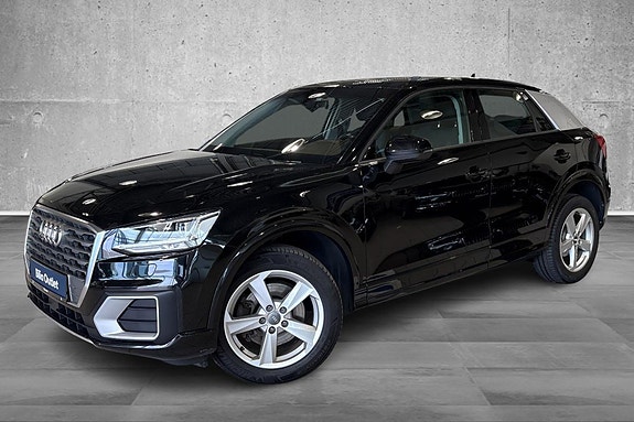 Audi Q2 2 of 18