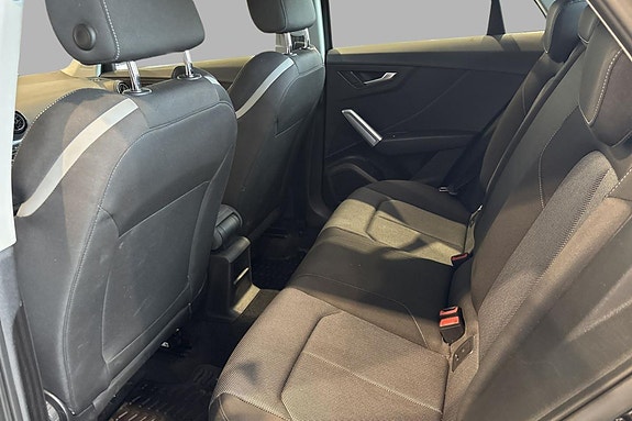 Audi Q2 16 of 18