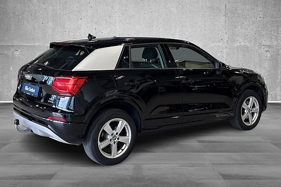 Audi Q2 6 of 18