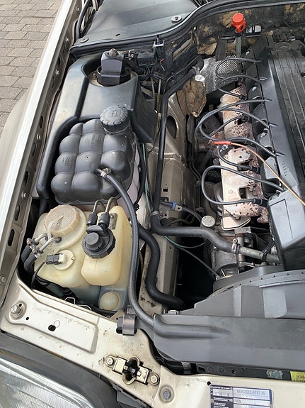 Mercedes-Benz SL300 15 of 20