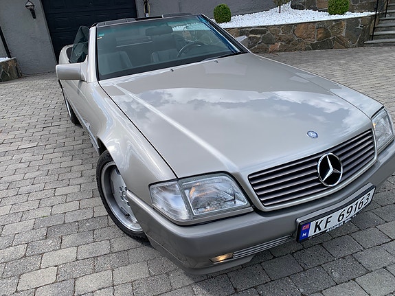 Mercedes-Benz SL300 5 of 20