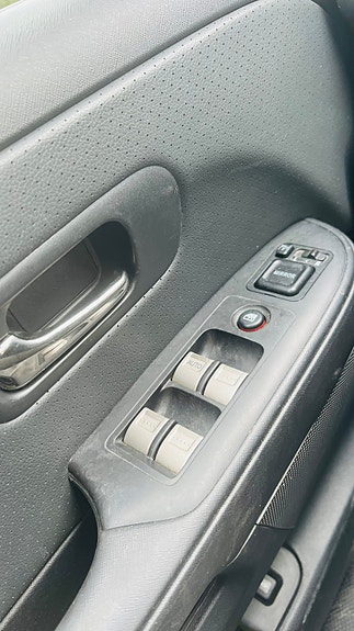 Honda CR-V 3 of 27
