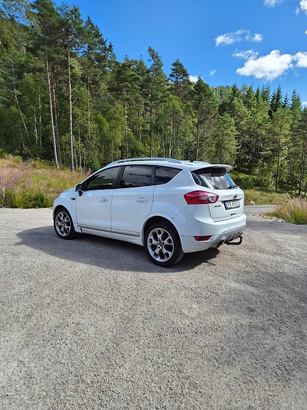Ford Kuga 3 of 16