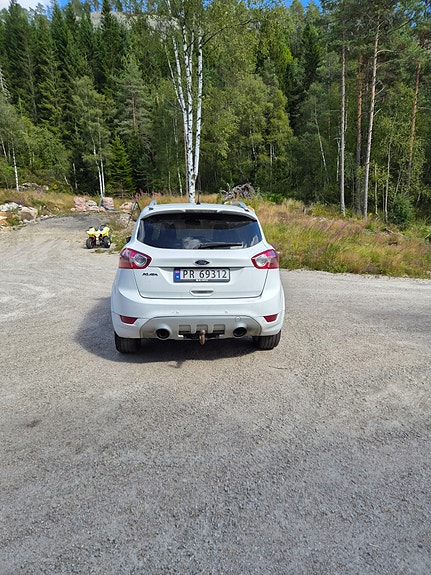 Ford Kuga 4 of 16