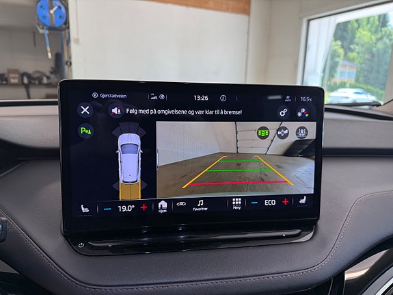 Skoda Enyaq 17 of 25