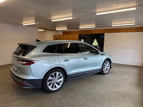 Skoda Enyaq 6 of 25
