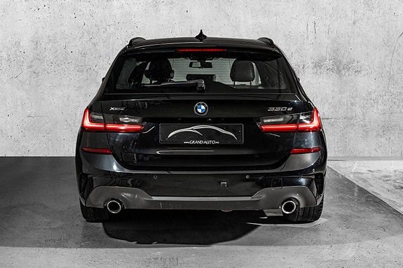 BMW 330e 7 of 29