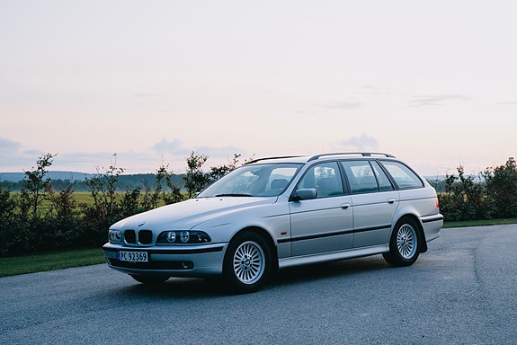 BMW 520i 13 of 30