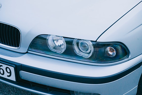 BMW 520i 15 of 30
