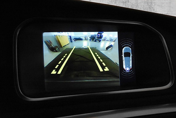 Volvo V40 19 of 27