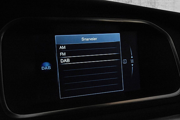 Volvo V40 16 of 27